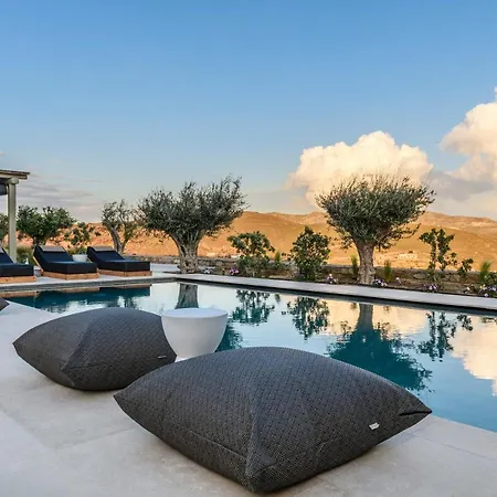 Nasta & Intentional Living Mykonos 5* Panormos (Mykonos)